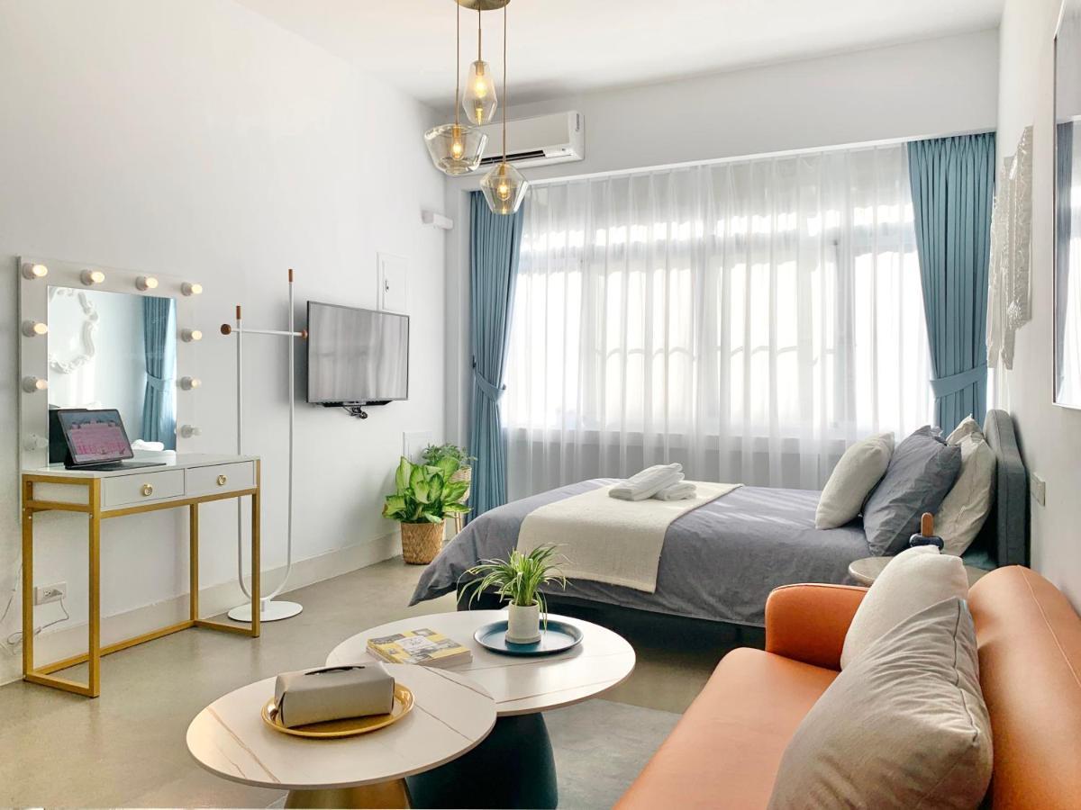 闆娘公寓 Kaohsiung Extérieur photo